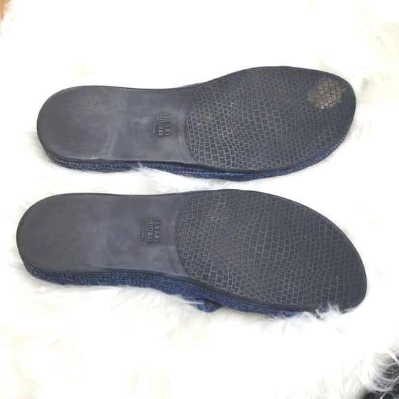 Stuart Weitzman Sandal 10.5M Navy Braided Toe Loop Slide Slip On - Picture 6 of 9